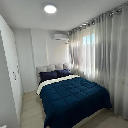 New Bazar Retreat Apartman *