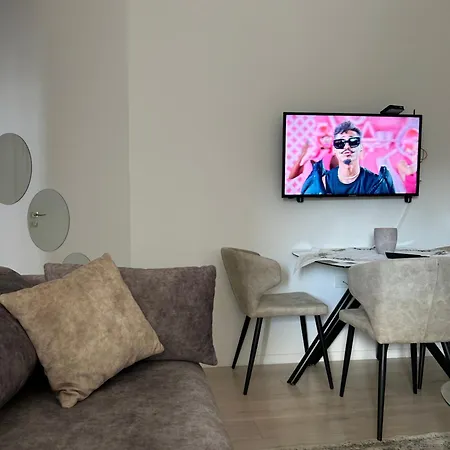 New Bazar Retreat Apartman Tirana